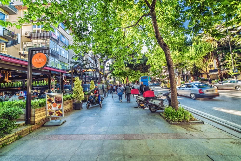 Bağdat Caddesi'nde Yaşam: Gayrimenkul Değerleri Nasıl Değişiyor