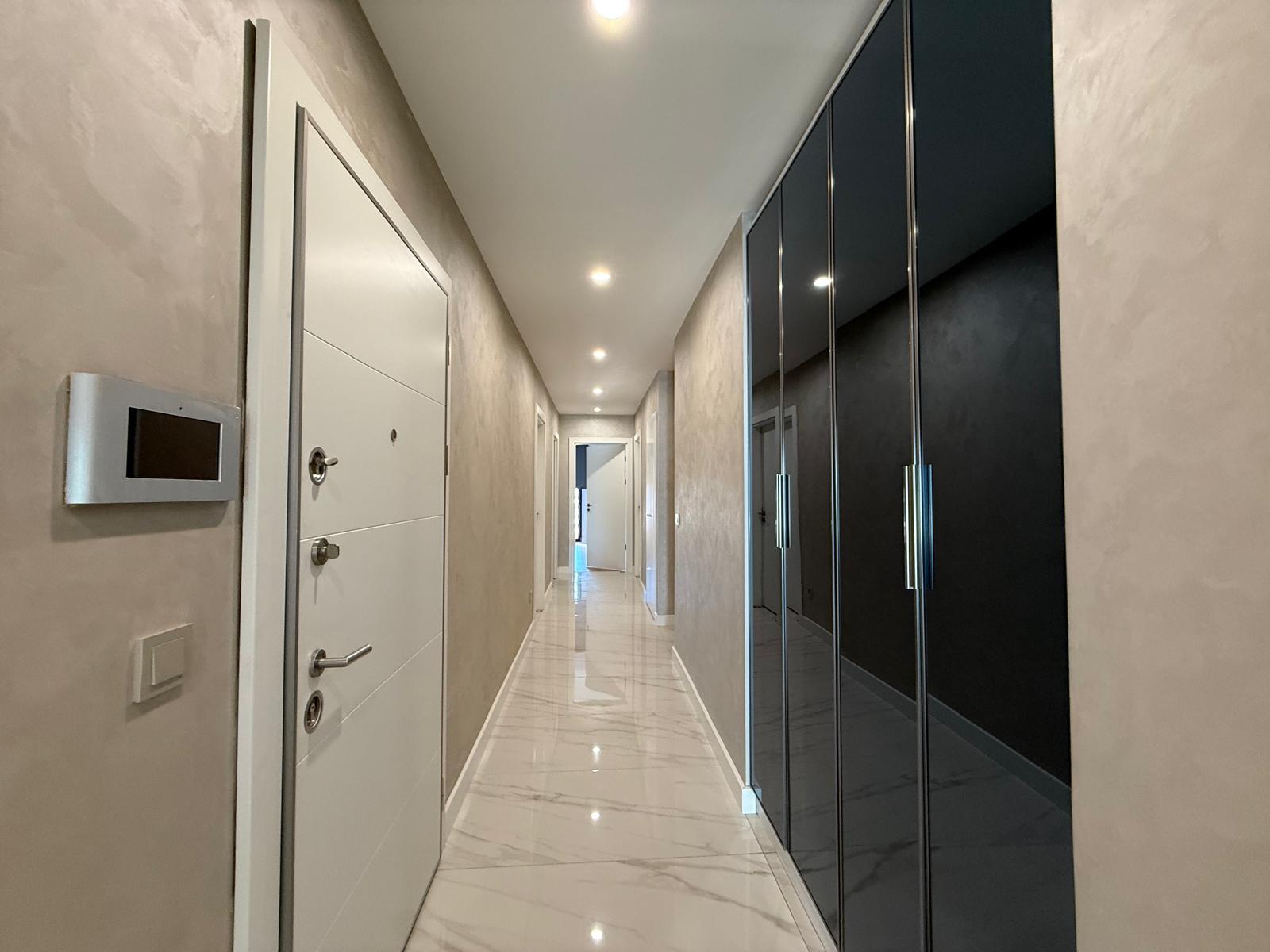 Yalı Bostancı'da Lebiderya Deniz Manzaralı Lüks Eşyalı Satılık görsel 2