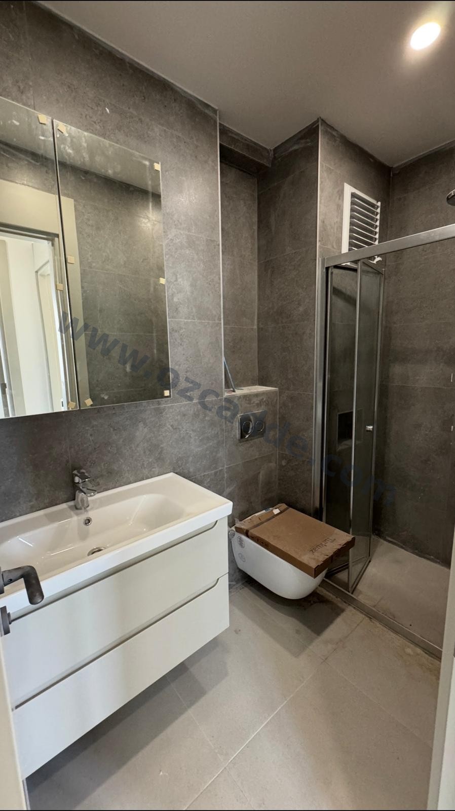 GÖZTEPE BAĞDAT CAD. 3.PARALEL SOKAKTA BUTİK SİTEDE 2+1 77M2 NET görsel 3