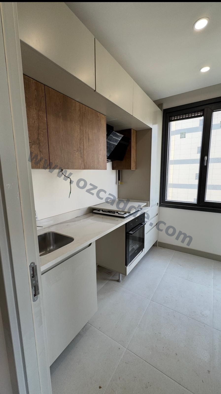 GÖZTEPE BAĞDAT CAD. 3.PARALEL SOKAKTA BUTİK SİTEDE 2+1 77M2 NET görsel 15