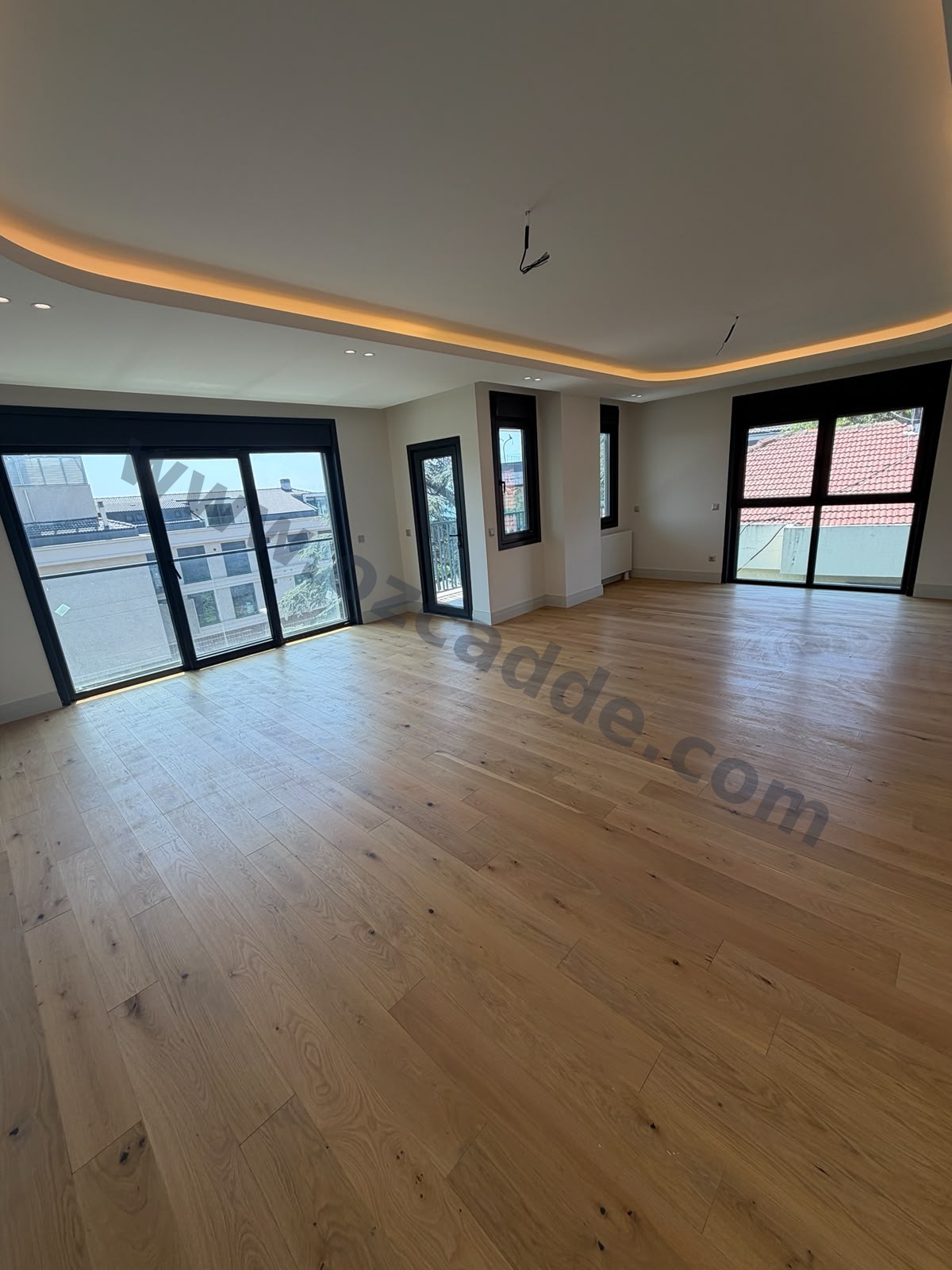 CADDEBOSTAN SAHİLDE DENİZ MANZARALI 4+2  240 M2 NET DUBLEKS görsel 14