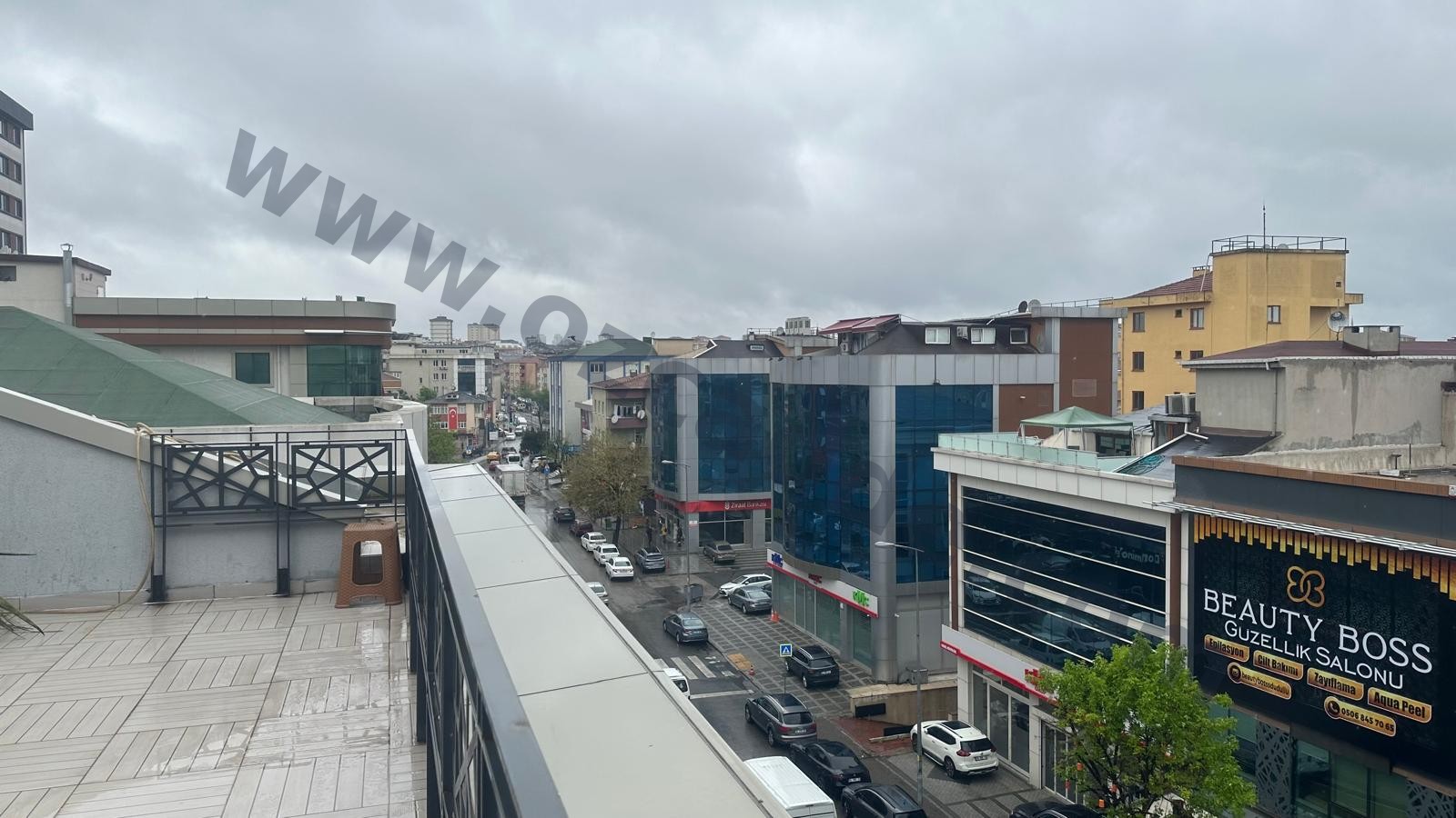 ÜMRANİYE TAVUKÇUYOLU CADDESİ ÜZERİNDE KOMPLE SATILIK 5 KATLI PLAZA görsel 4