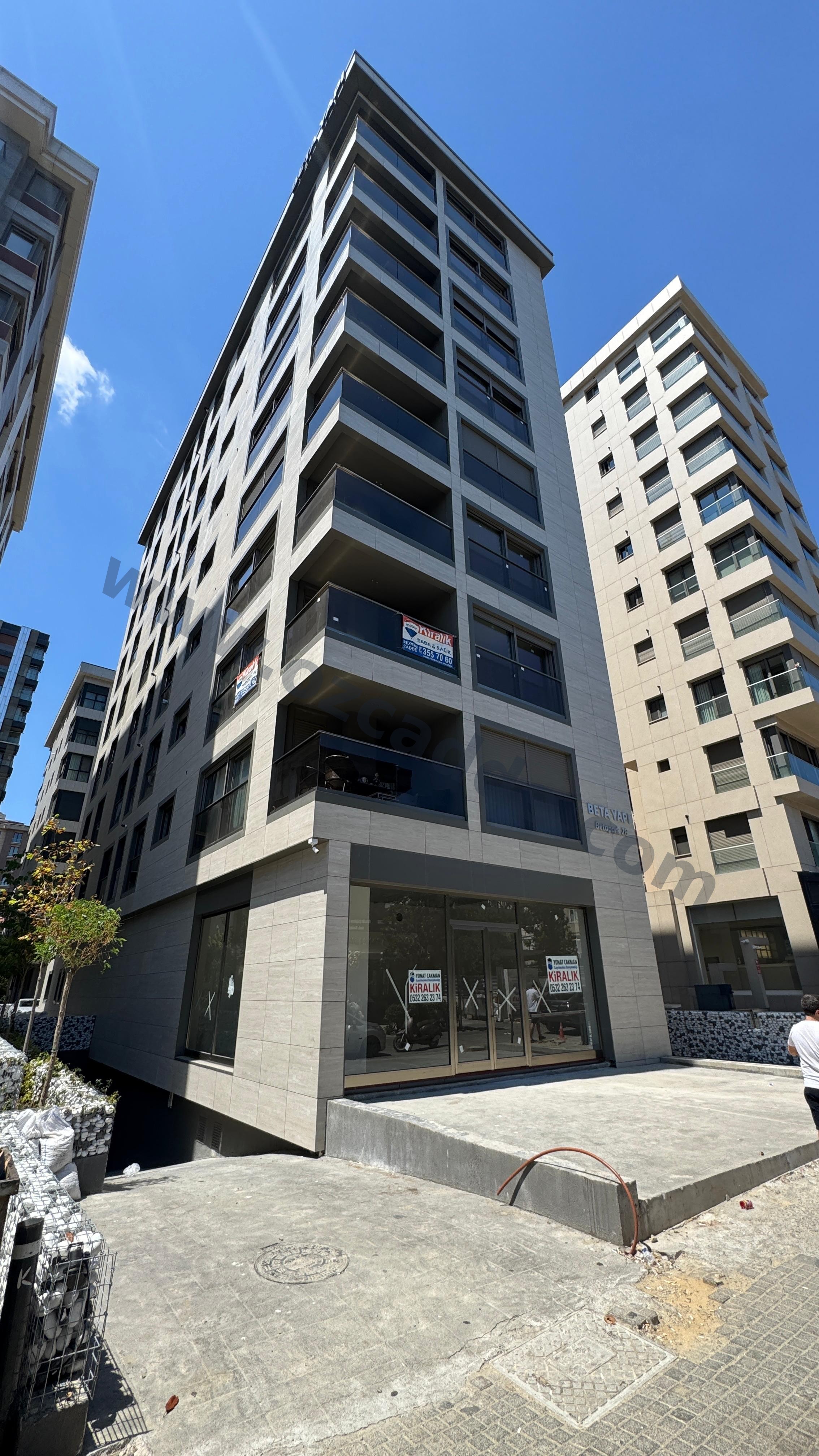 CADDEBOSTAN İSKELE SOKAKTA PANORAMİK DENİZ MANZARALI 4+1 LÜKS DAİRE