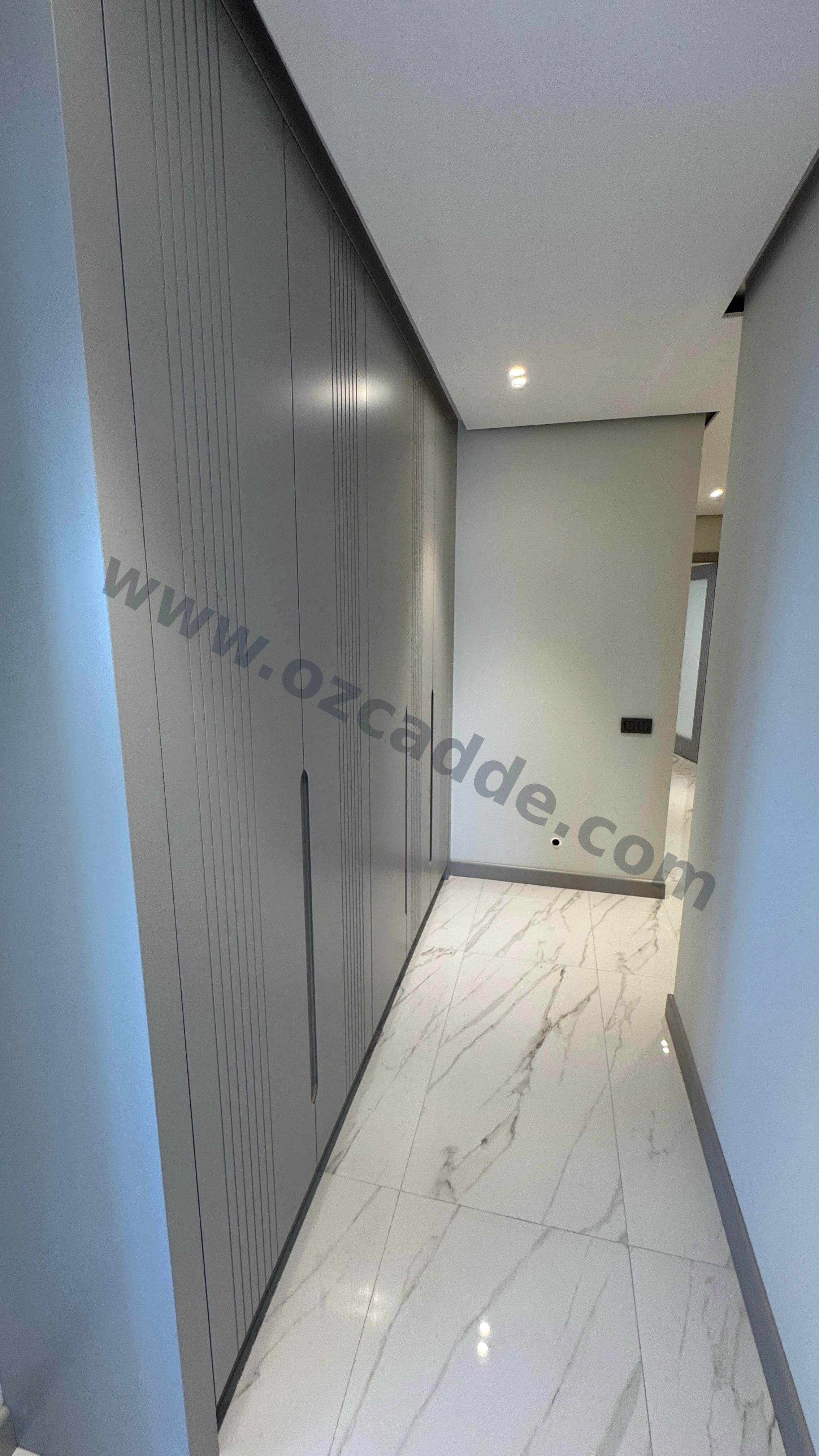 CADDEBOSTAN İSKELE SOKAKTA PANORAMİK DENİZ MANZARALI 4+1 LÜKS DAİRE görsel 18