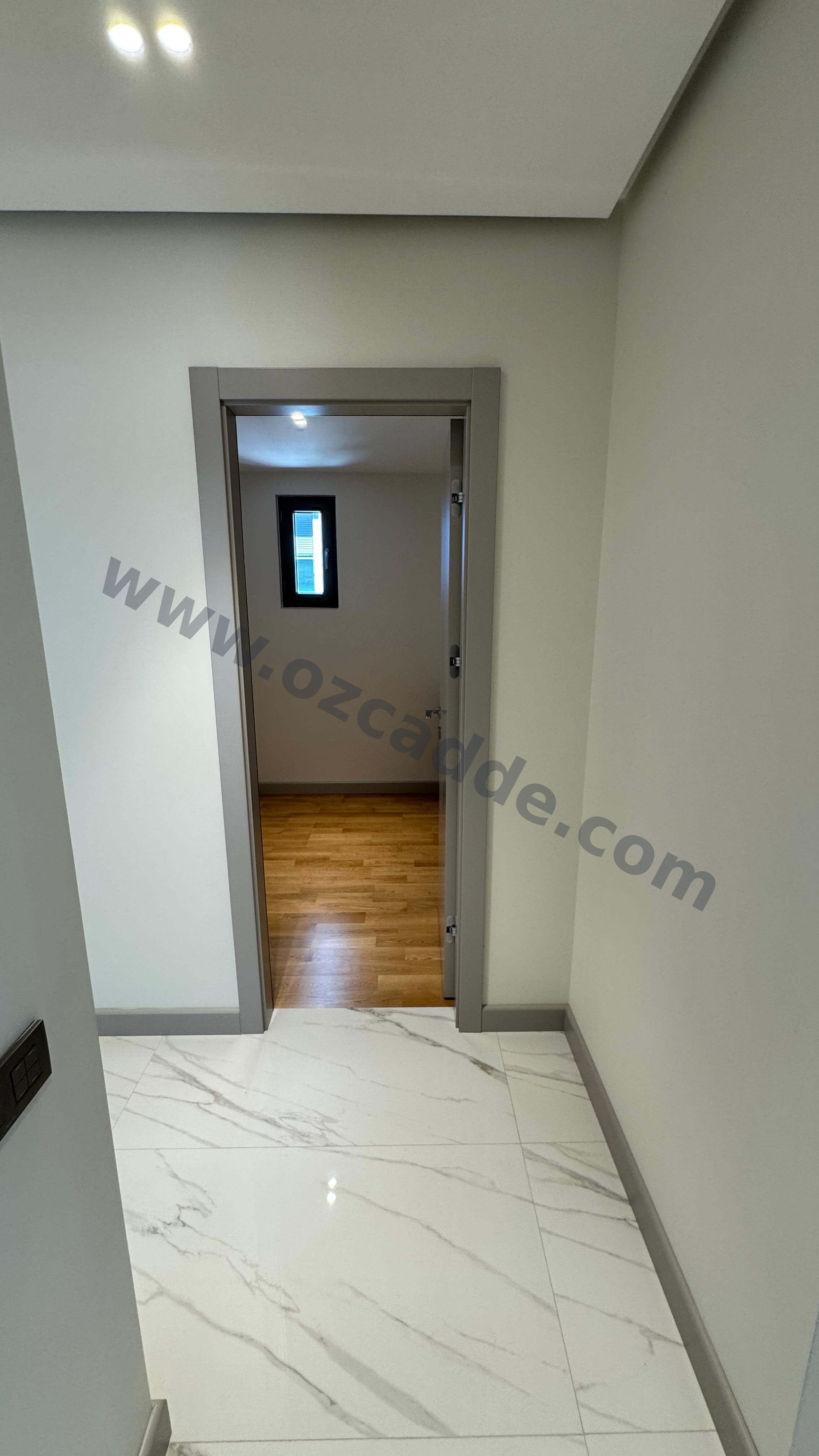 CADDEBOSTAN İSKELE SOKAKTA PANORAMİK DENİZ MANZARALI 4+1 LÜKS DAİRE görsel 19