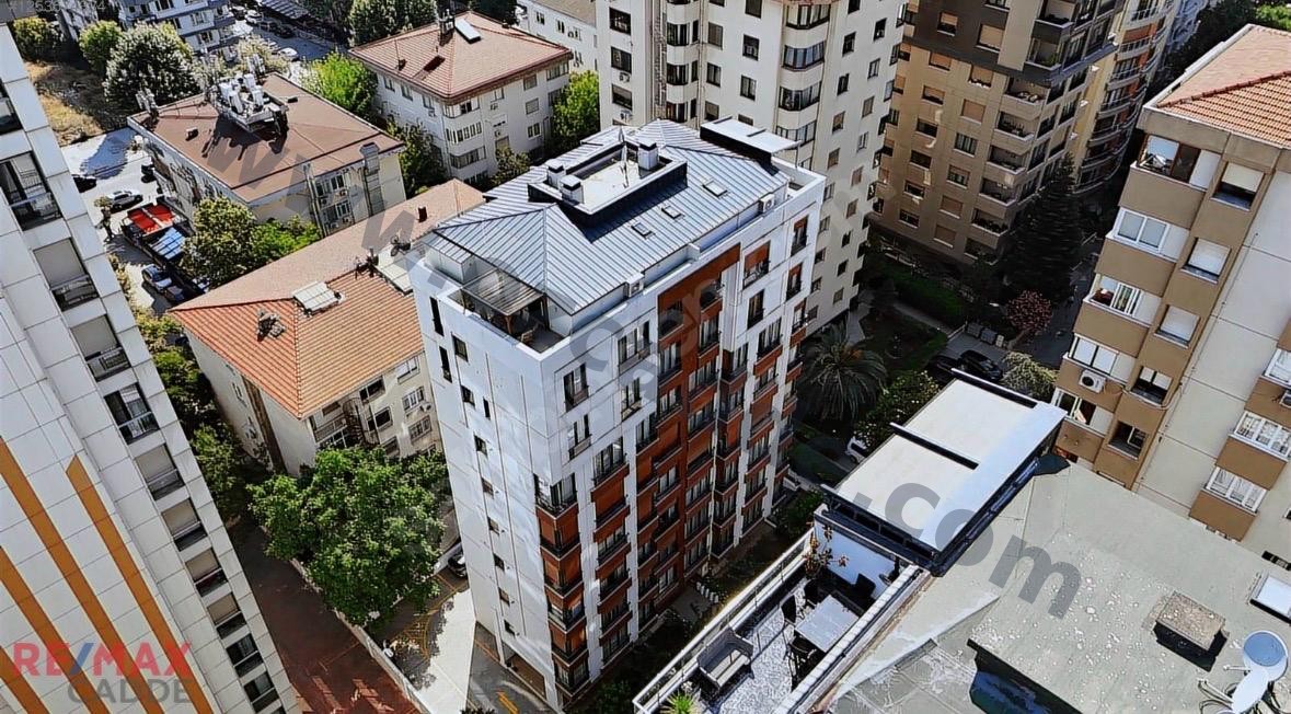 CADDEBOSTAN GÖKÇE SK. SATILIK 5+1 210 M2 NET TERASLI RESMİ DUBLEKS