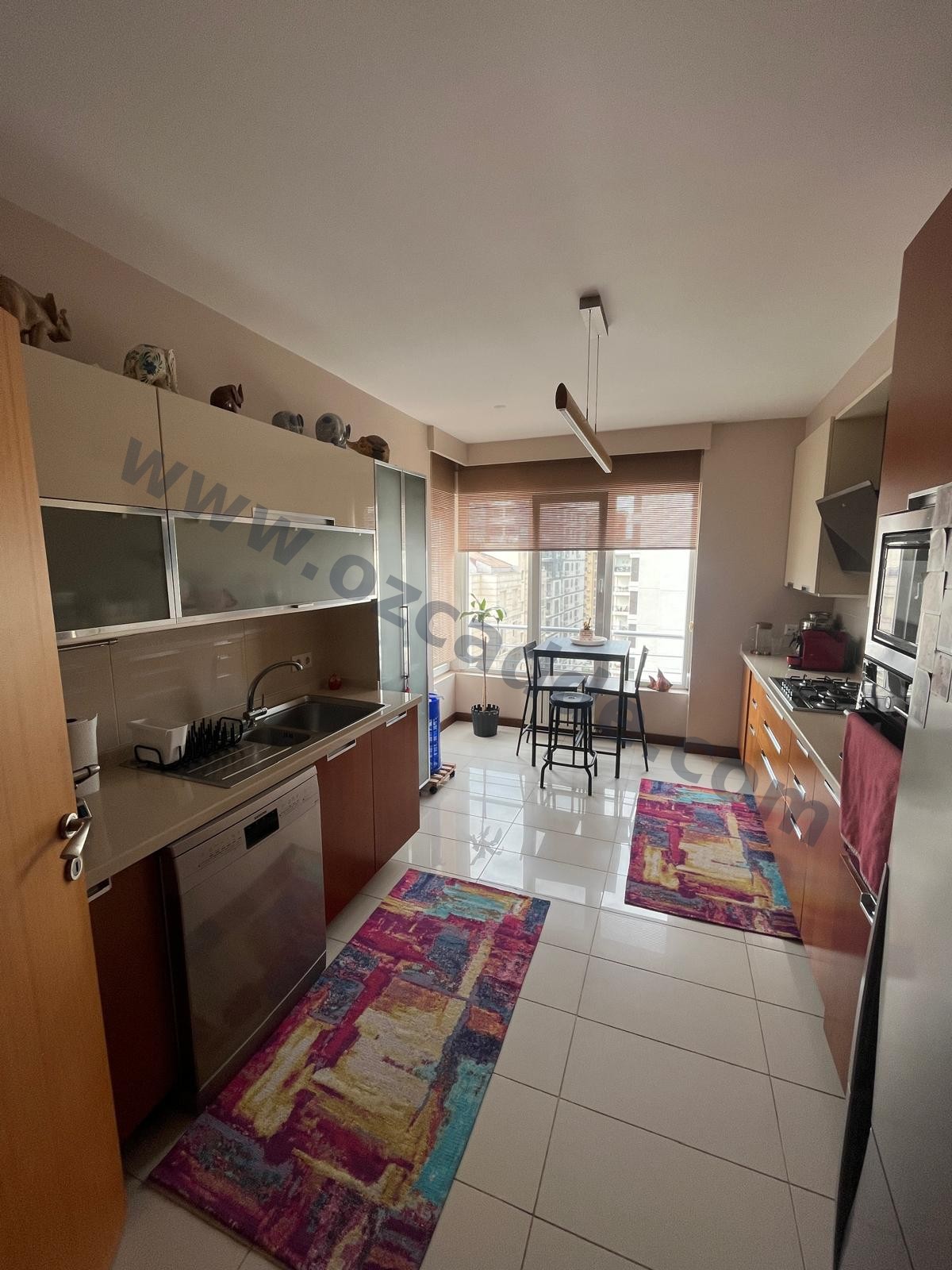 ERENKÖY ETİK SİTESİNDE SATILIK 4.5+1 180 M2 NET LÜKS DAİRE görsel 3