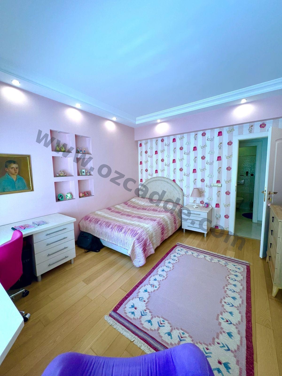 TÜTÜNCÜ CADDESİNDE GENÇ BİNADA 4+1 KATTA TEK 203 M2 NET DAİRE görsel 2