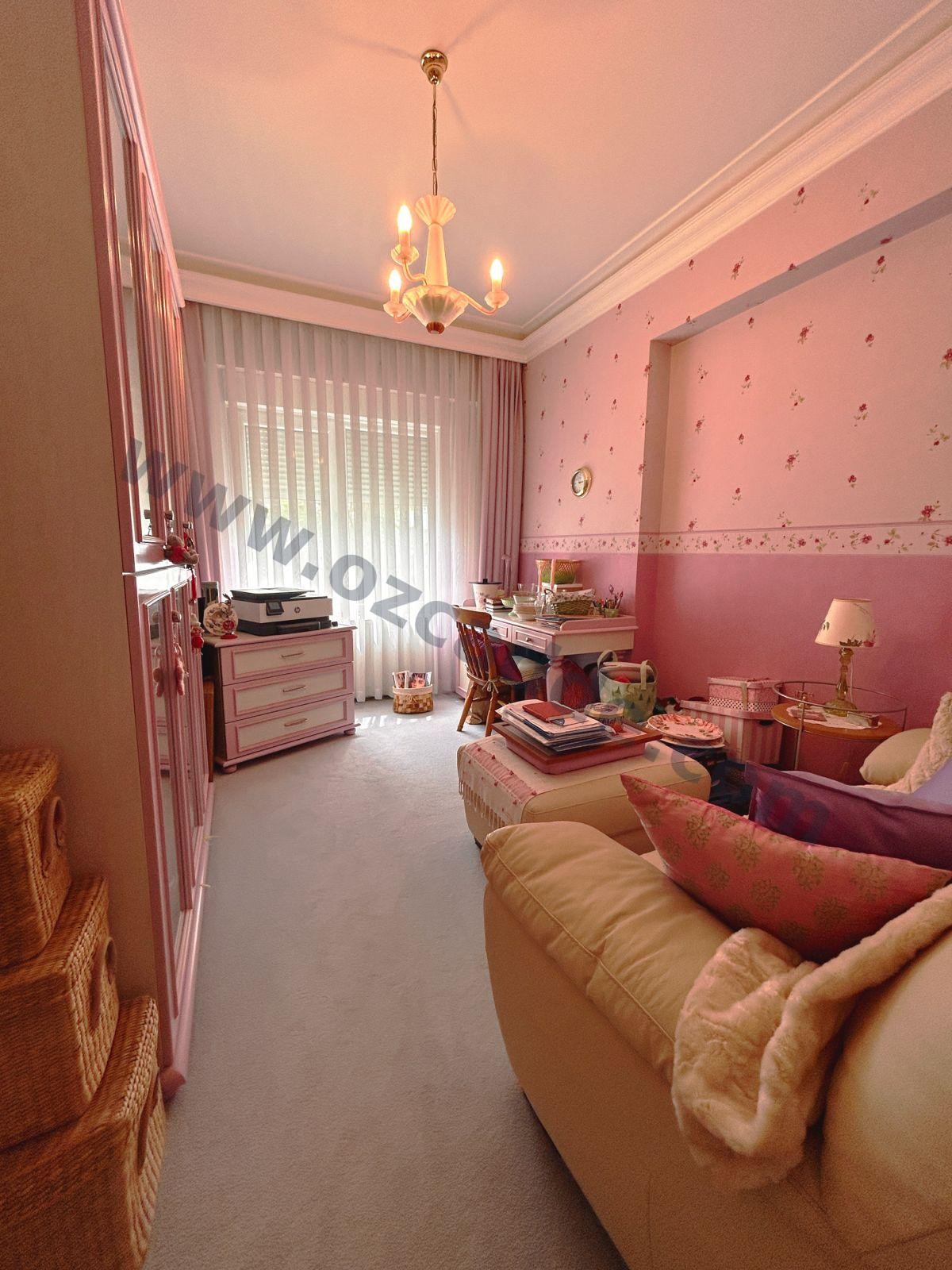TÜTÜNCÜ CADDESİNDE GENÇ BİNADA 4+1 KATTA TEK 203 M2 NET DAİRE görsel 9