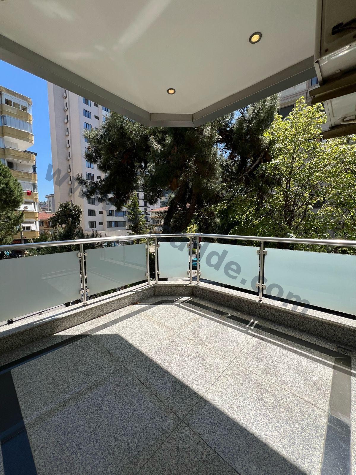 TÜTÜNCÜ CADDESİNDE GENÇ BİNADA 4+1 KATTA TEK 203 M2 NET DAİRE görsel 20
