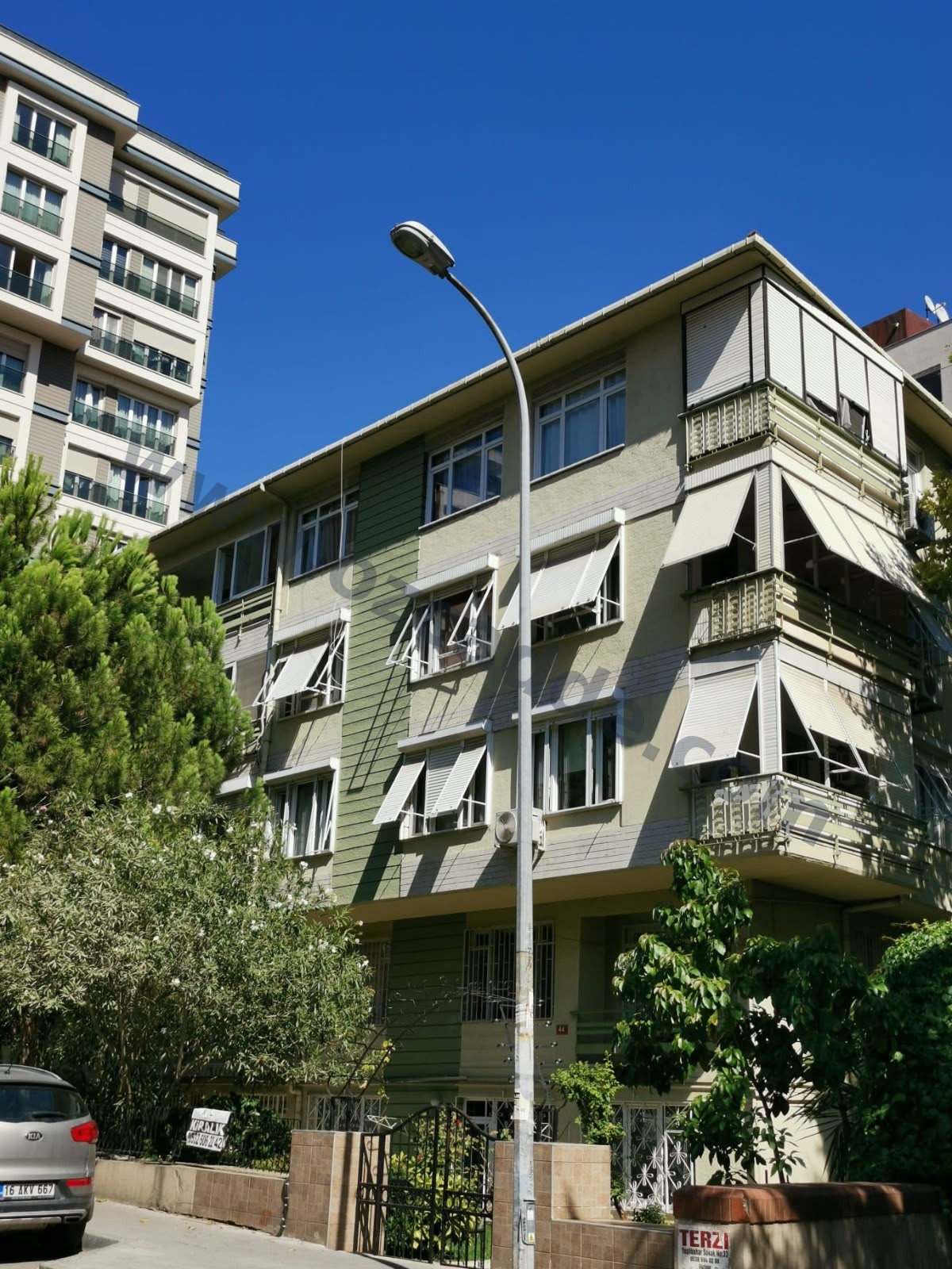 YEŞİLBAHAR SOKAKTA' YATIRIMLIK 3+1 DAİRE